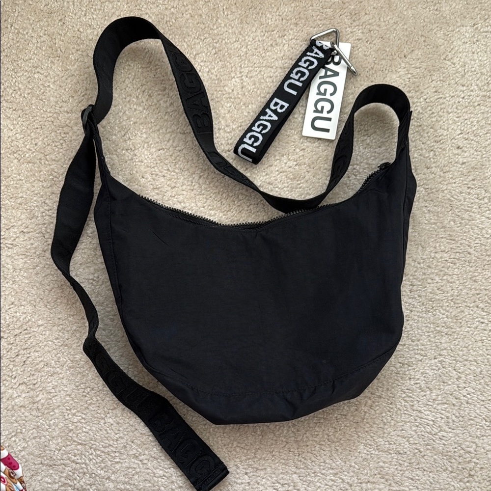 Baggu Medium Nylon Crescent